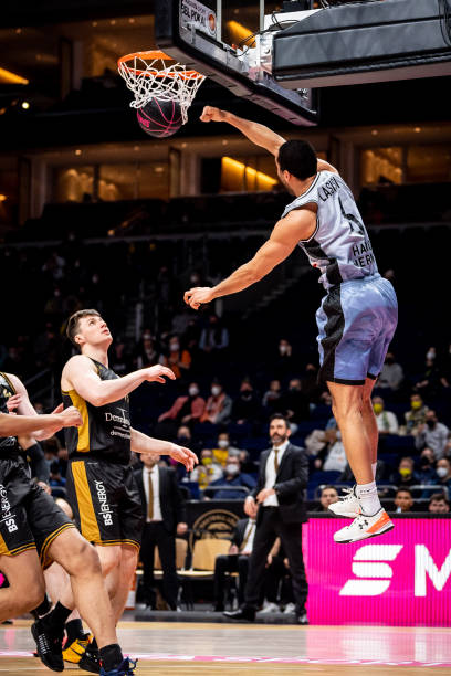 件凸显了球 件凸显了球