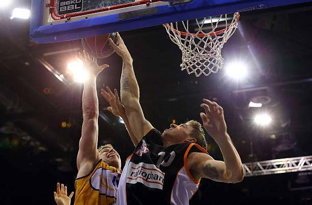 依靠默契与 依靠默契与